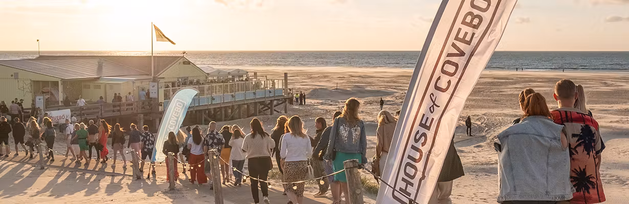 Header-zonsondergang-strand-House-of-Covebo.avif